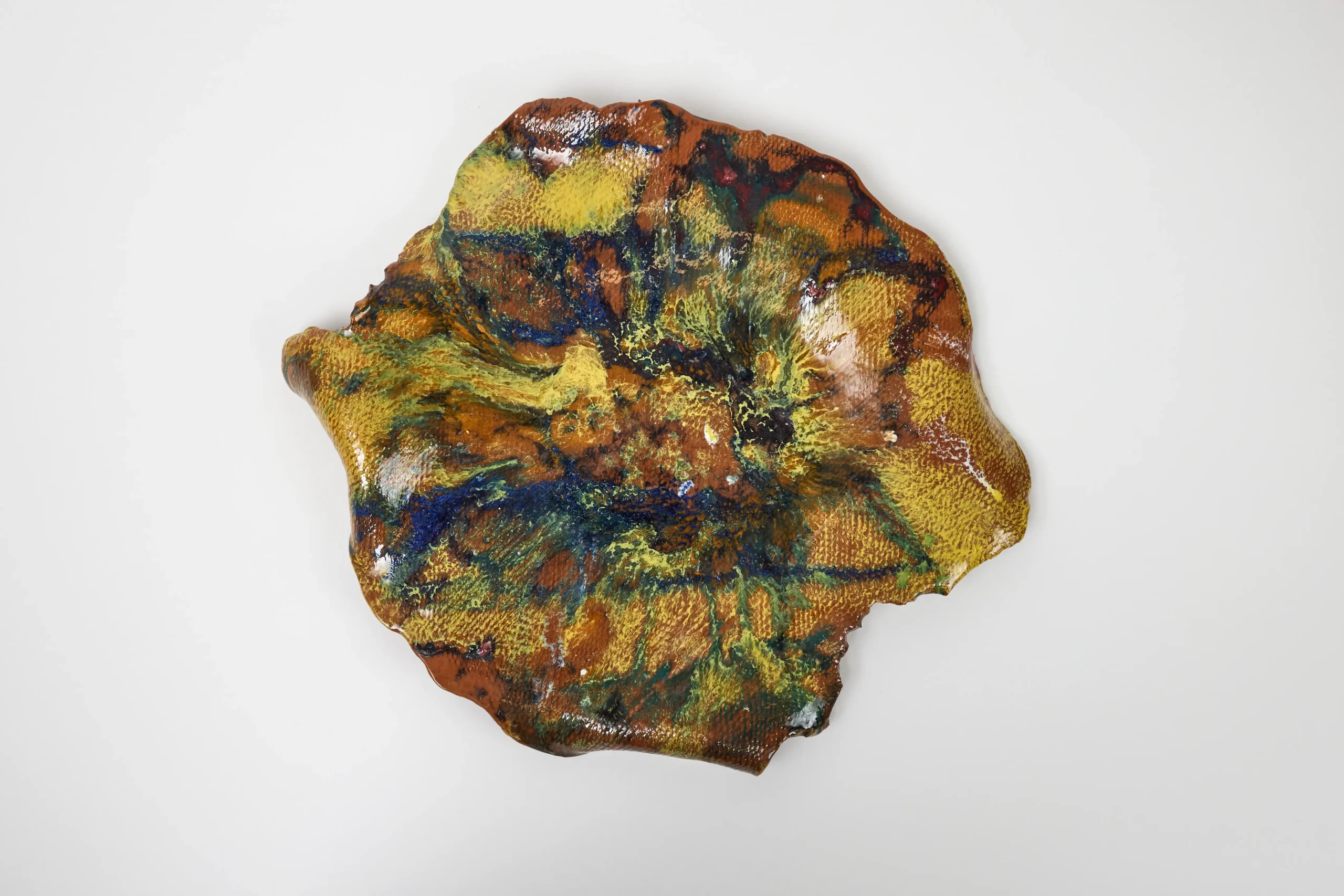 “The Force of the Universe” (2020), ceramic artwork by Mariana Carp, 3 × 46 × 46 cm