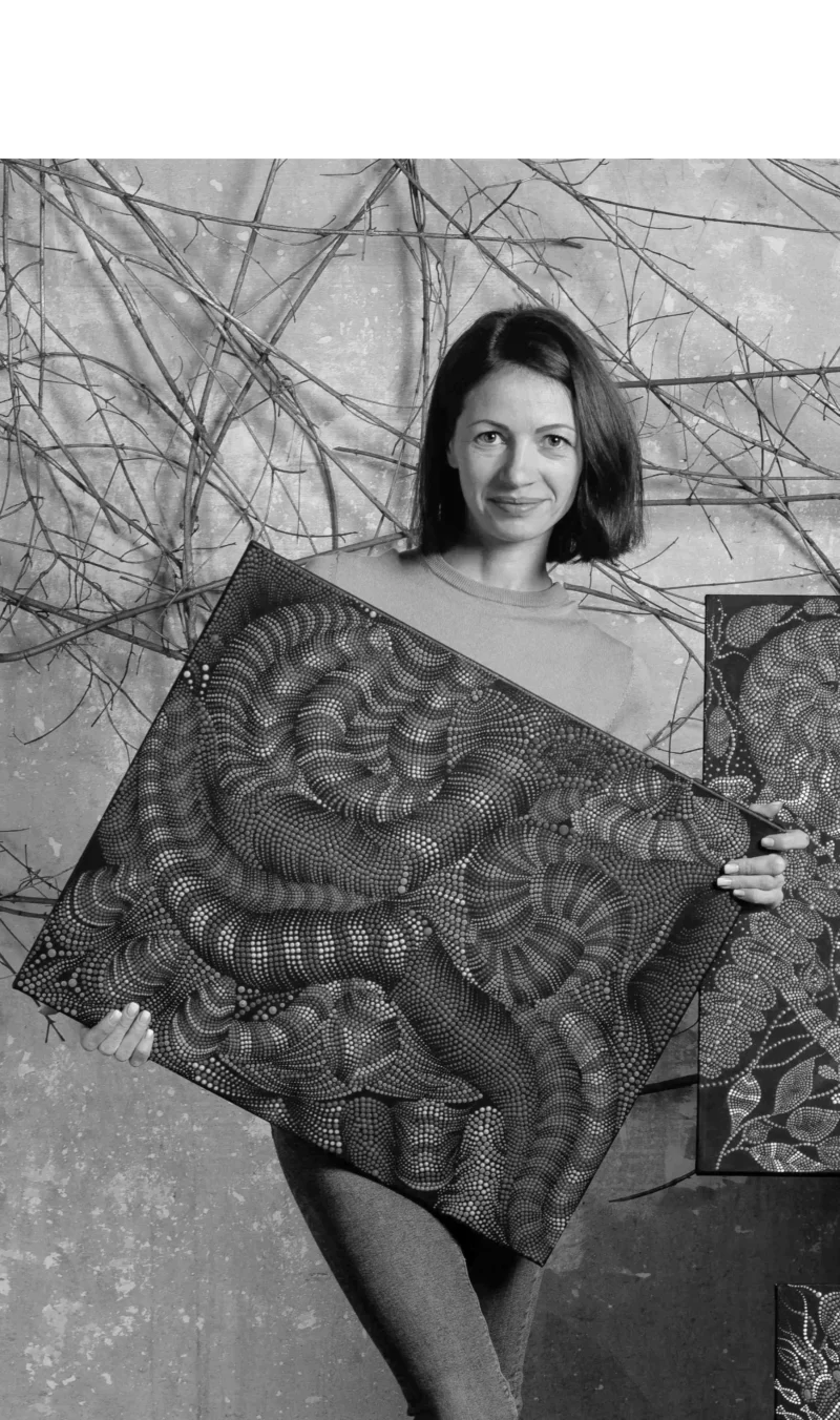 Portrait of Oxana Lazari, Moldovan contemporary artist known for decorative primitivism in dor art style, image1